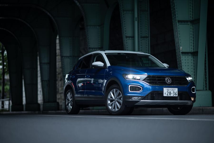 Volkswagen T-Roc 2020 года  (JP) (фото 1 из 18)